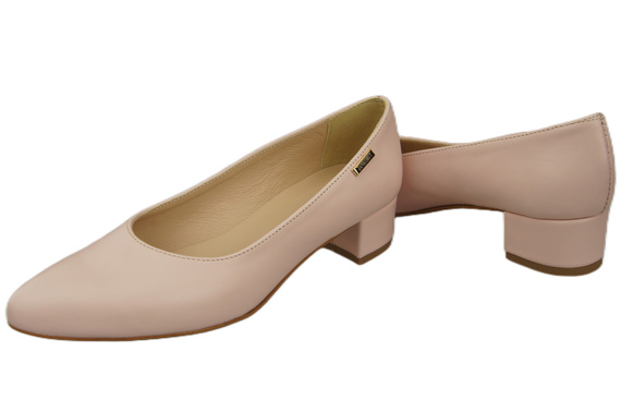 Women's low-heeled pumps timeless elegance and comfort 220 ElitaBut