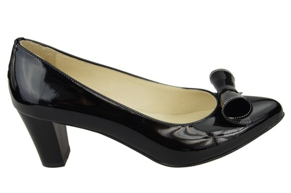 Women's shoes Pumps natural leather Lacquer 975 ElitaBut