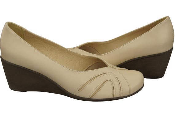 Women's Black Natural Leather Wedge Pumps 828 ElitaBut