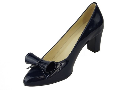 Women's shoes Pumps natural leather Lacquer 975 ElitaBut