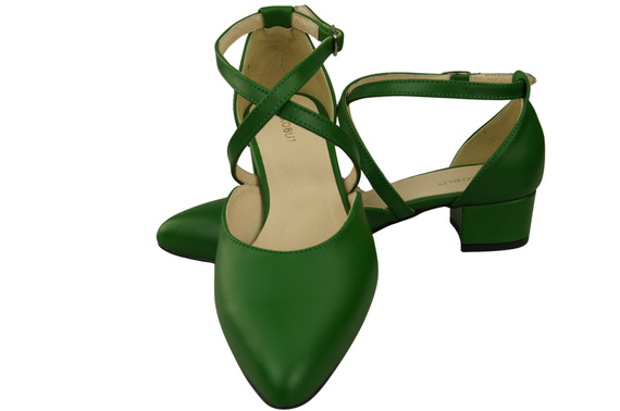 Women’s Leather Sandals with Straps Low Heel 223 ElitaBut