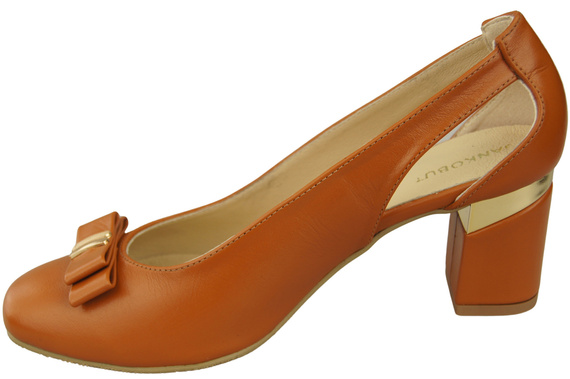 Shoes Women's pumps in Natural Leather with Decorative Heel 199 ElitaBut