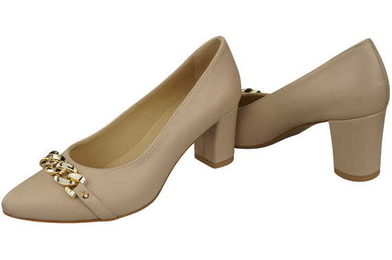 Classic Women's Pumps Shoes made of Natural Leather with a Gold Decorative Chain 200 ElitaBut