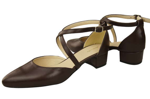 Women’s Leather Sandals with Straps Low Heel 223 ElitaBut