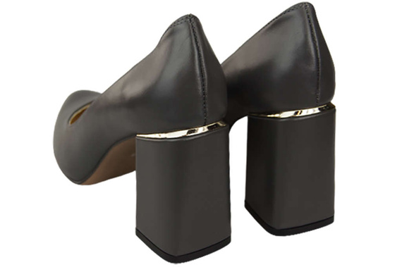 Women's shoes Pumps Natural leather 179 ElitaBut