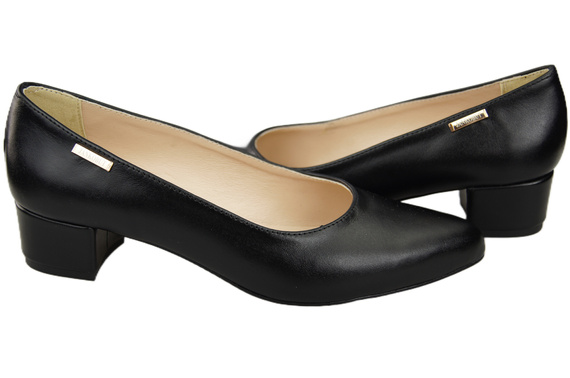 Women's low-heeled pumps timeless elegance and comfort 220 ElitaBut