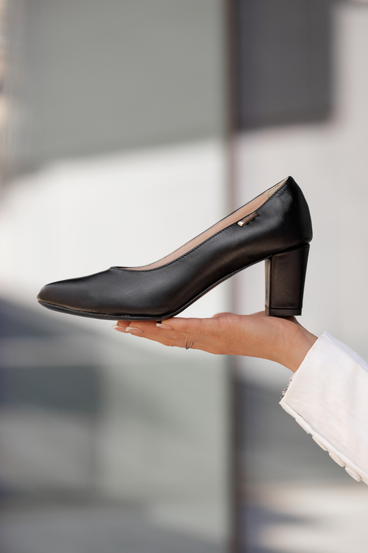 Klasyczne Gładkie Buty Czółenka Damskie Czarne z Naturalnej Skóry 213 ElitaBut