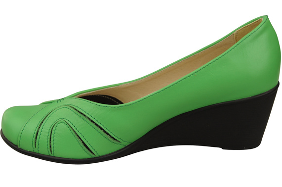 Women's Black Natural Leather Wedge Pumps 828 ElitaBut