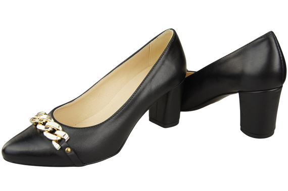 Classic Women's Pumps Shoes made of Natural Leather with a Gold Decorative Chain 200 ElitaBut