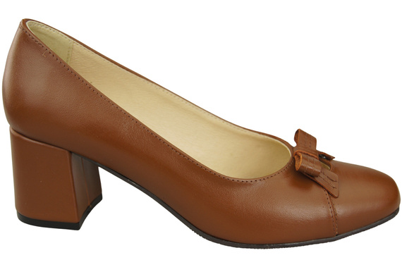 Women's Pumps with a Bow, Natural Leather and Low Heel 203 ElitaBut
