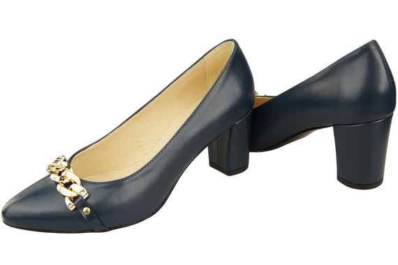 Classic Women's Pumps Shoes made of Natural Leather with a Gold Decorative Chain 200 ElitaBut