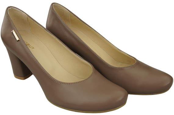 Footwear Classic Women's Natural Leather Almond Nose Dugout 201 ElitaBut