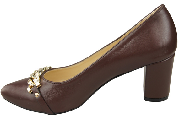 Classic Women's Pumps Shoes made of Natural Leather with a Gold Decorative Chain 200 ElitaBut