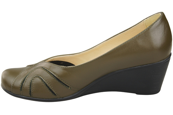 Women's Black Natural Leather Wedge Pumps 828 ElitaBut