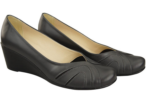Women's Black Natural Leather Wedge Pumps 828 ElitaBut