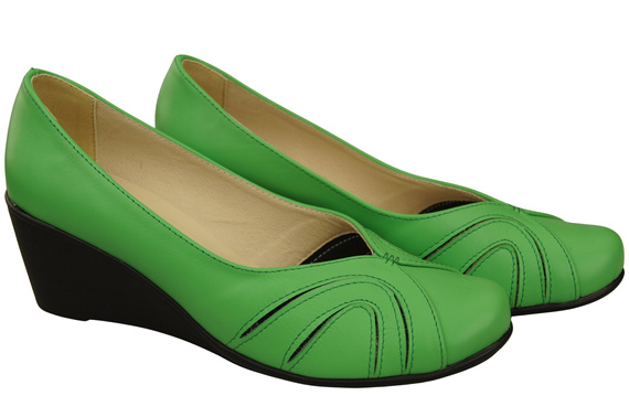 Women's Black Natural Leather Wedge Pumps 828 ElitaBut