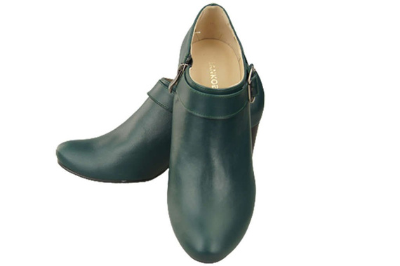 Shoes Low shoes Women's natural leather 826 ElitaBut