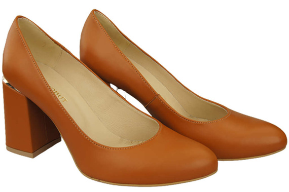 Women's shoes Pumps Natural leather 179 ElitaBut